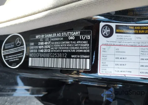 2014 Mercedes-Benz C 300 Luxury 4Matic/Sport 4Matic из США, поврежденный, VIN WDDGF8AB8EG253812